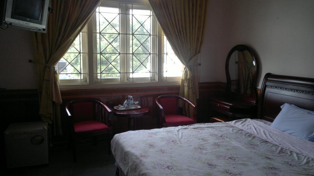 Hue Railway Hotel Exterior photo